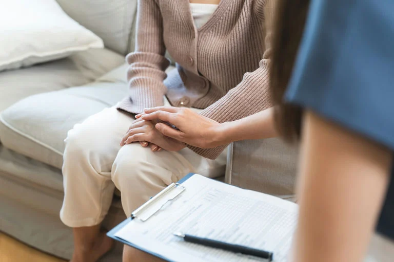 Helpful tips to manage and reduce social anxiety