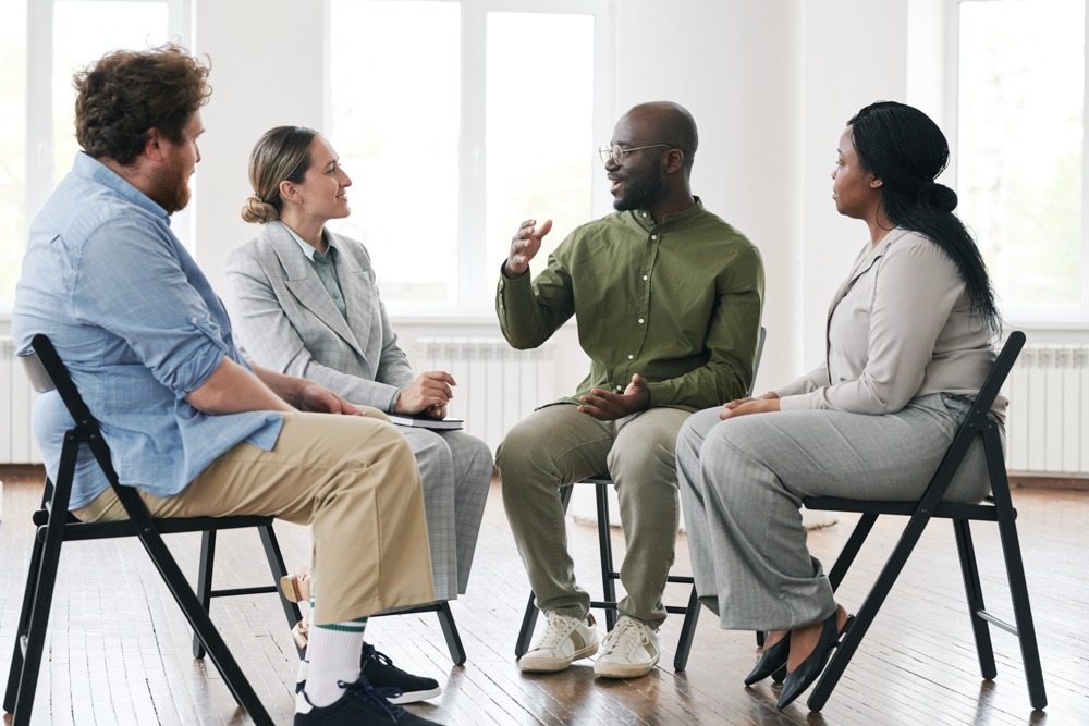 Group therapy using Cognitive Behavioral Therapy (CBT) for alcohol use disorder