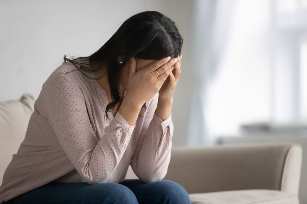 a woman suffering from alcohol addiction